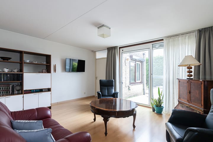 Foto 8 van Esdoornlaan 2