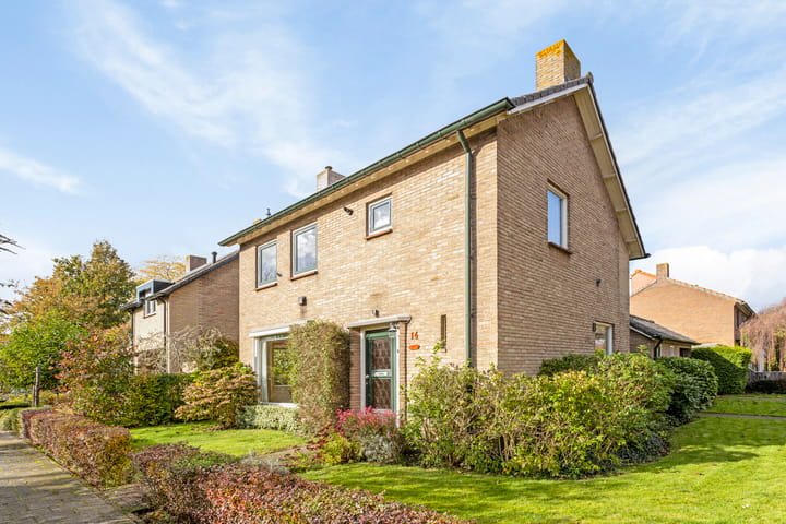 Foto 2 van Troelstralaan 14