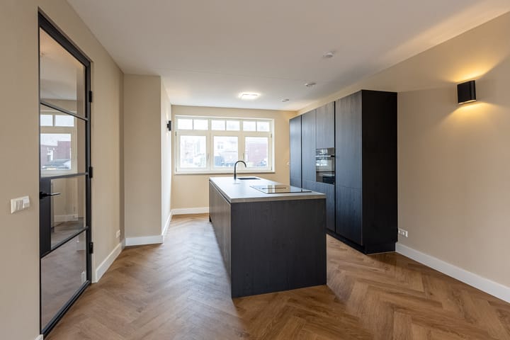 Photo 5 of Sprang 17