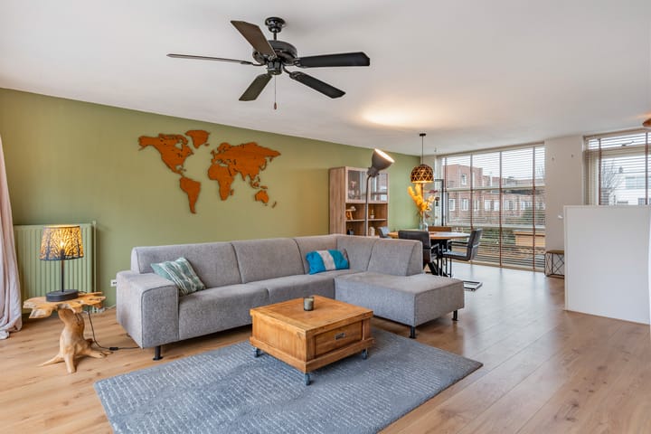 Foto 2 van Sint Petersburglaan 42