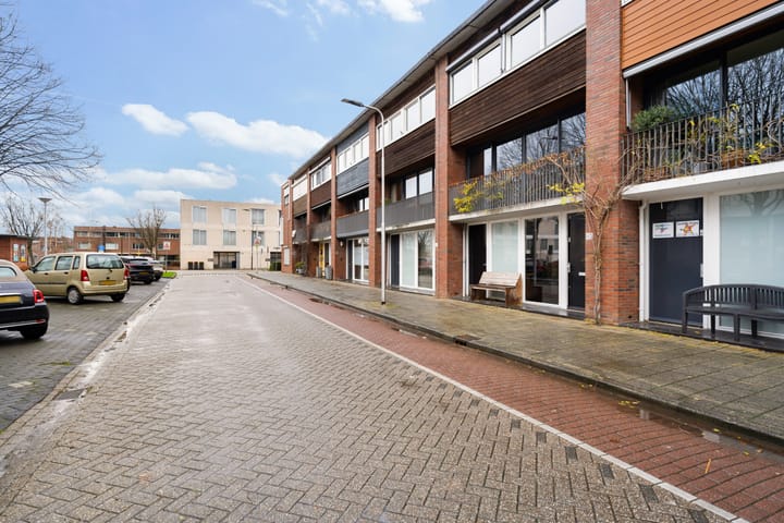 Foto 7 van Sint Petersburglaan 42