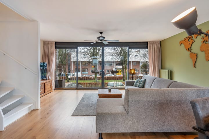 Foto 13 van Sint Petersburglaan 42