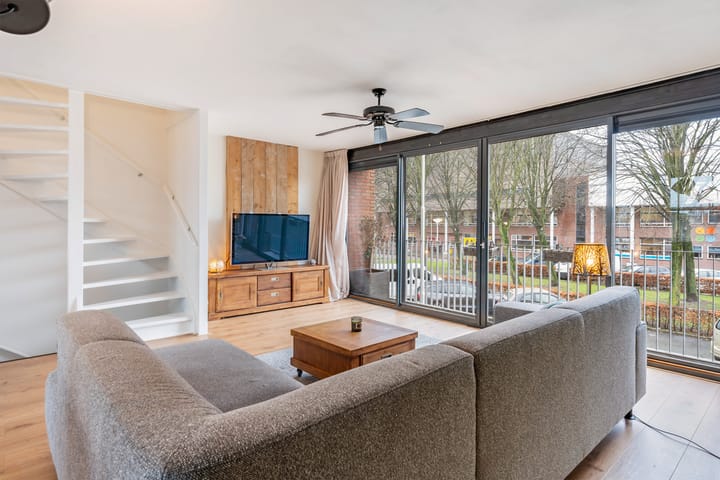 Foto 14 van Sint Petersburglaan 42