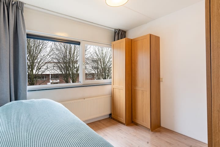 Foto 33 van Sint Petersburglaan 42