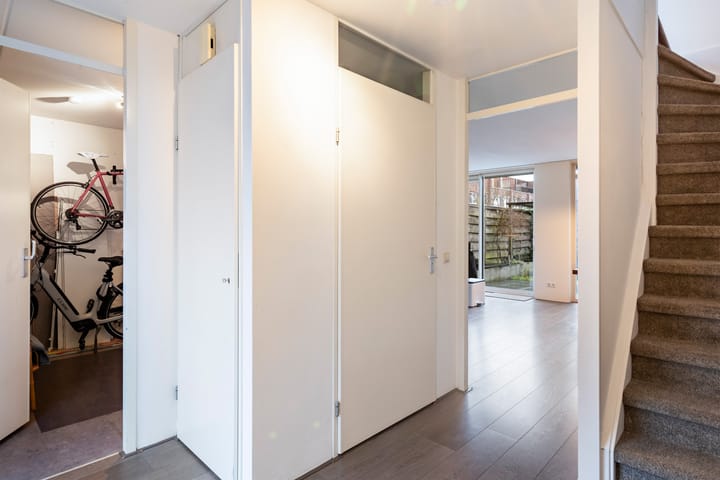 Foto 38 van Sint Petersburglaan 42