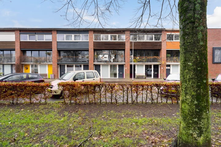 Foto 49 van Sint Petersburglaan 42