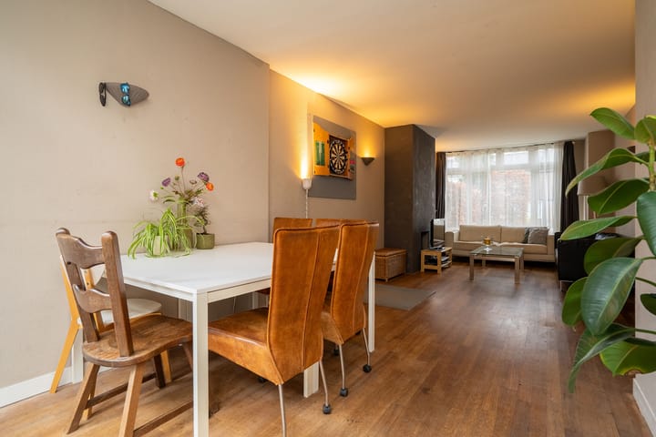 Photo 11 of Otto van Taverenstraat 83