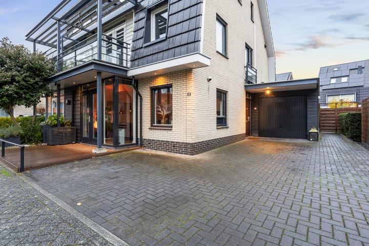 Foto 3 van Jordaanstroom 8