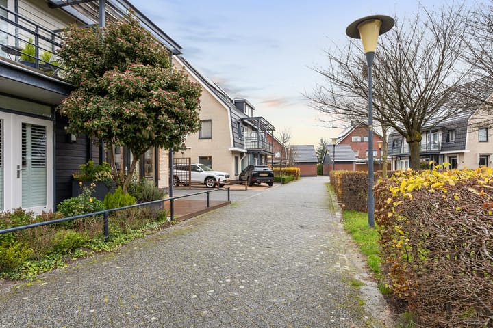 Foto 40 van Jordaanstroom 8