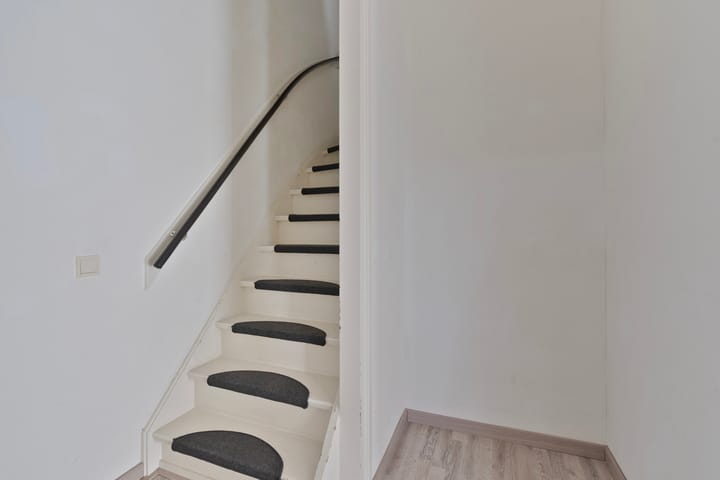 Foto 6 van Van Weerden Poelmanstraat 212