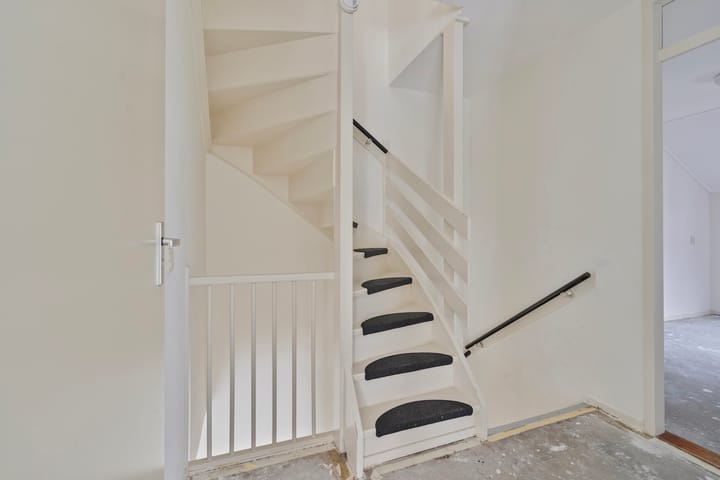 Foto 16 van Van Weerden Poelmanstraat 212