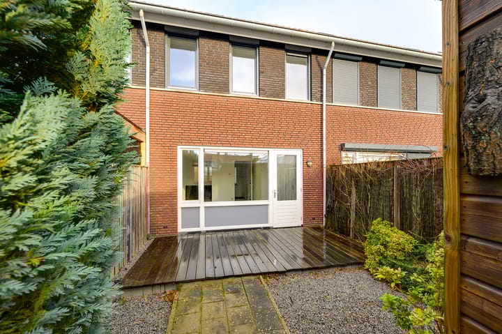 Photo 18 of Dr.Tjalmastraat 15