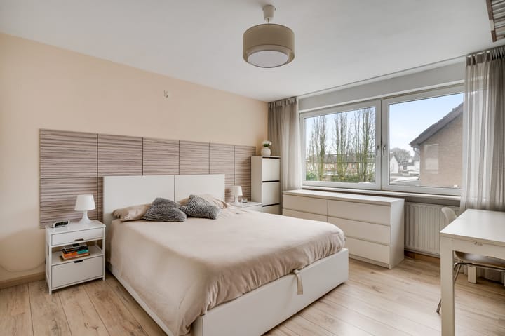 Foto 9 van Einsteinstraat 36