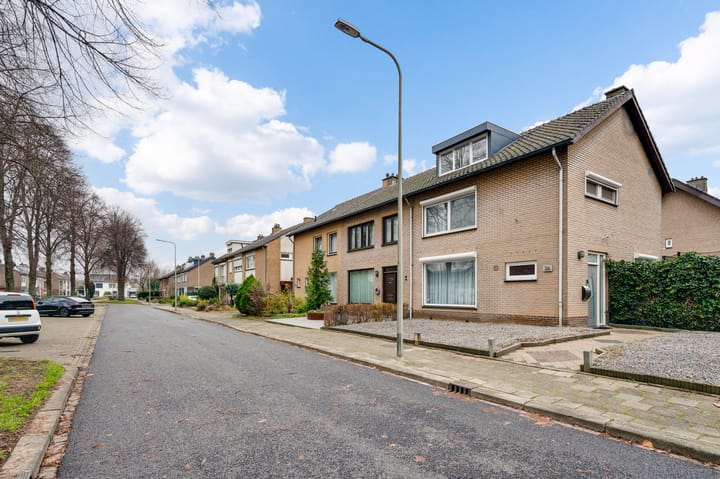 Foto 19 van Einsteinstraat 36