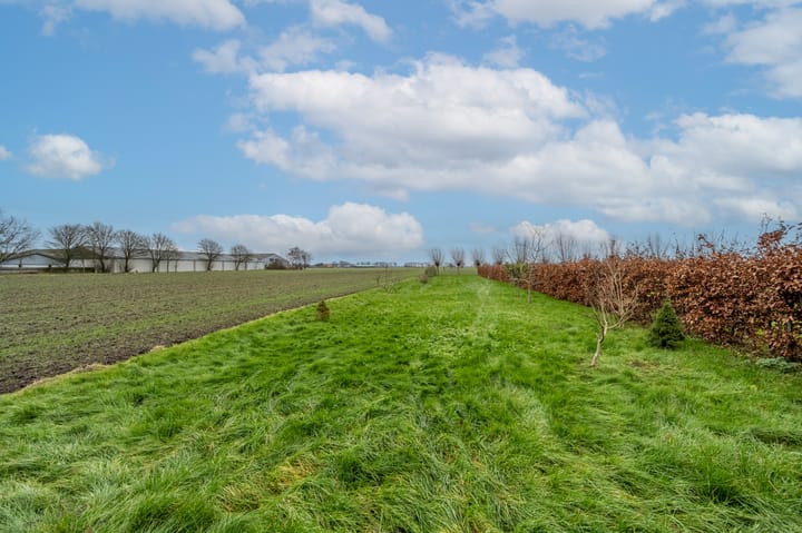 Foto 34 van Strijensedijk 8