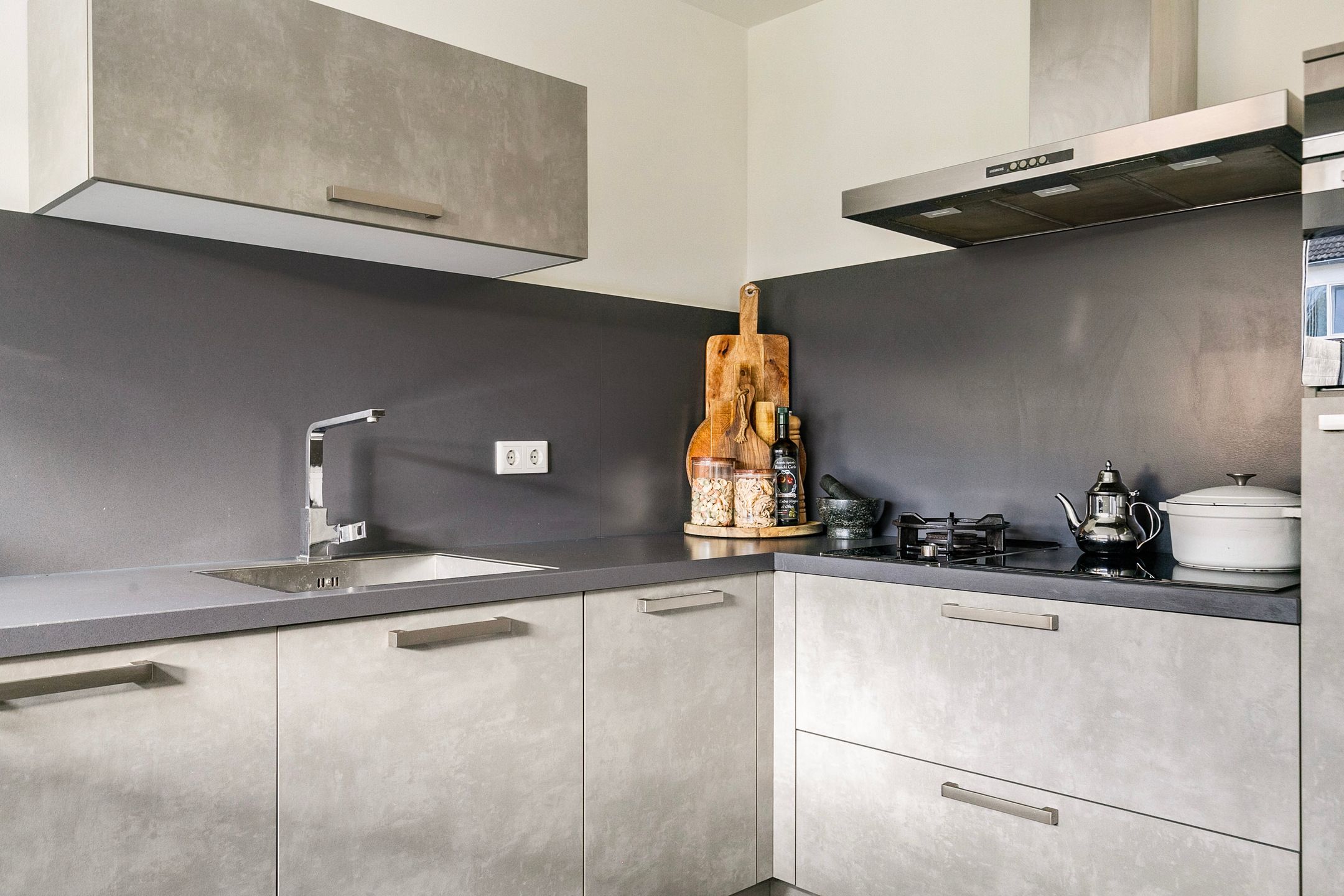 Photo 15 of Van Breestraat 142