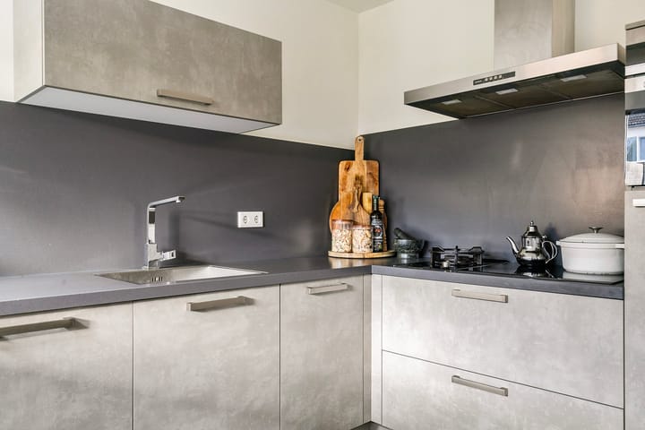 Foto 15 van Van Breestraat 142