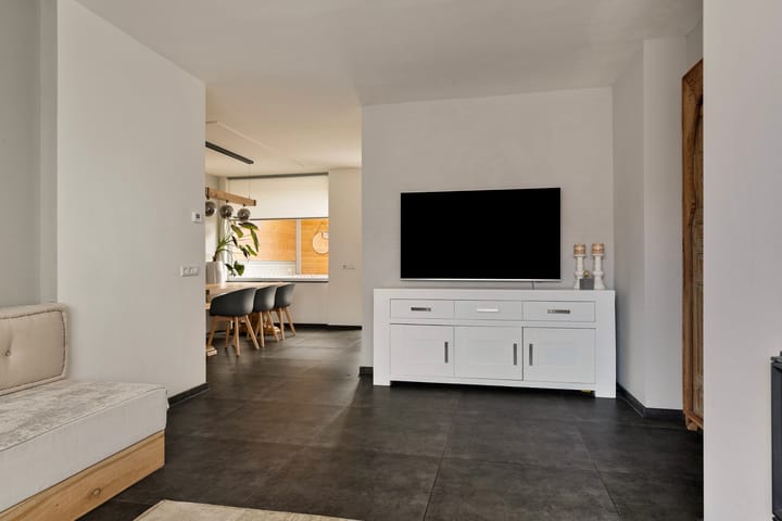 Foto 18 van Van Breestraat 142