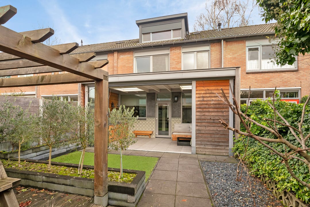 Photo 37 of Van Breestraat 142