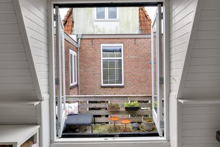 Foto 30 van Dirkje Mariastraat 4