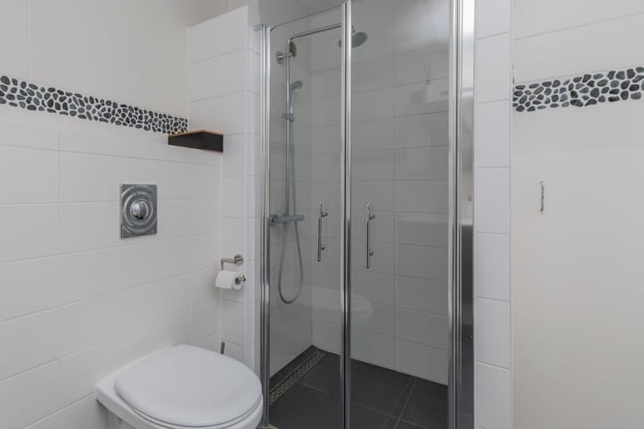 Foto 40 van Tarbot 115