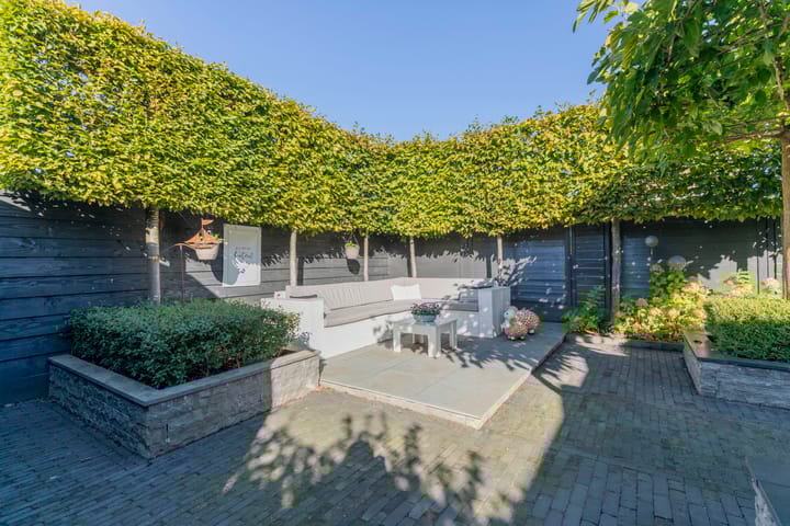 Foto 50 van Tarbot 115