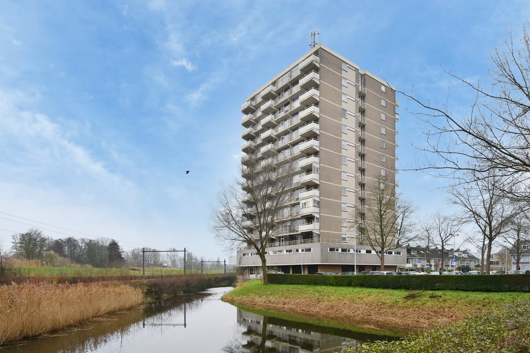 Apartment for sale: Alexanderstraat 169 2713 AR Zoetermeer [funda]