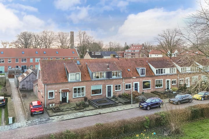 Foto 8 van Schoolstraat 10