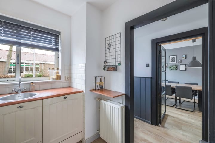 Foto 10 van Schoolstraat 10