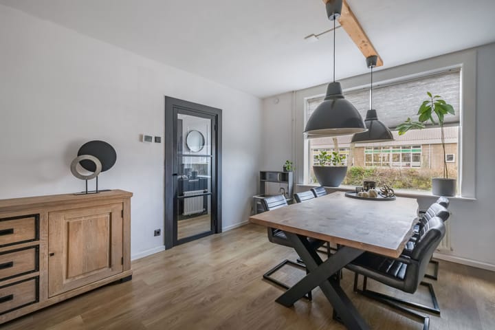 Foto 16 van Schoolstraat 10