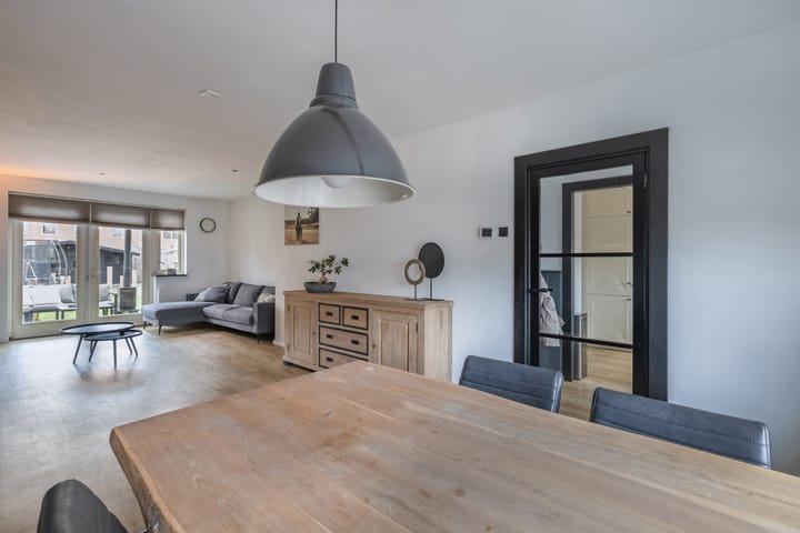 Foto 17 van Schoolstraat 10