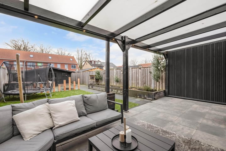 Foto 24 van Schoolstraat 10