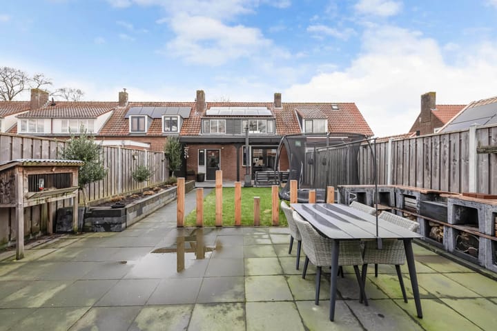 Foto 27 van Schoolstraat 10