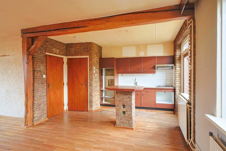 Foto 19 van Burg. Coonenstraat 24