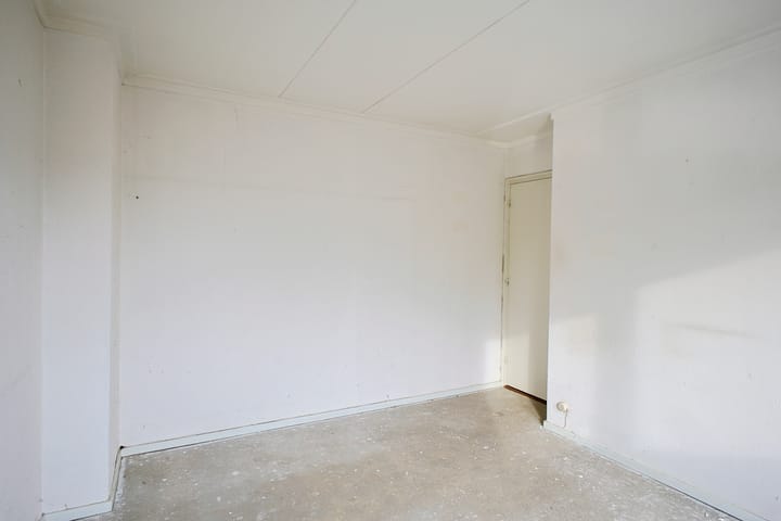 Foto 26 van Burg. Coonenstraat 24