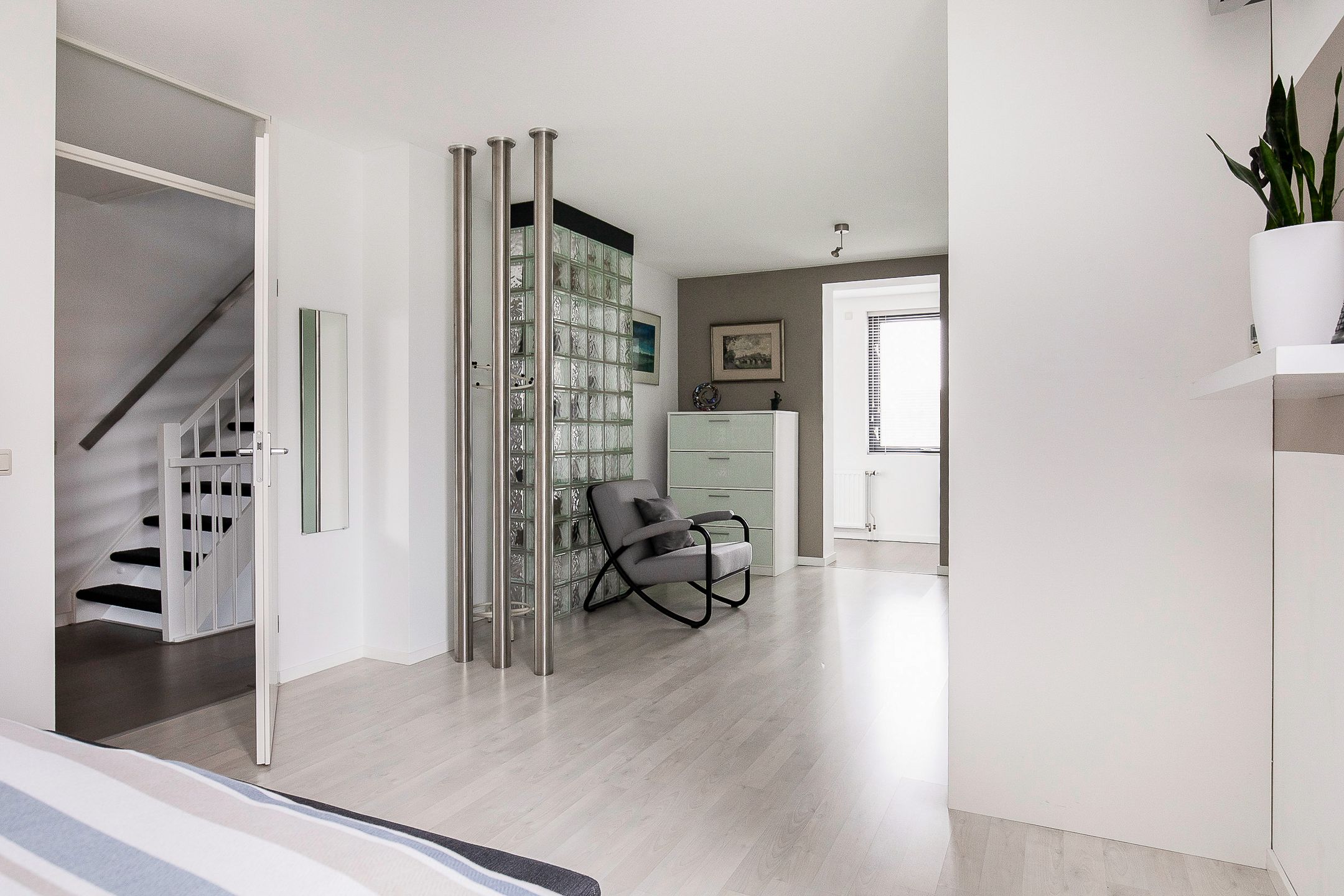 Foto 30 van Kennemerpoort 12