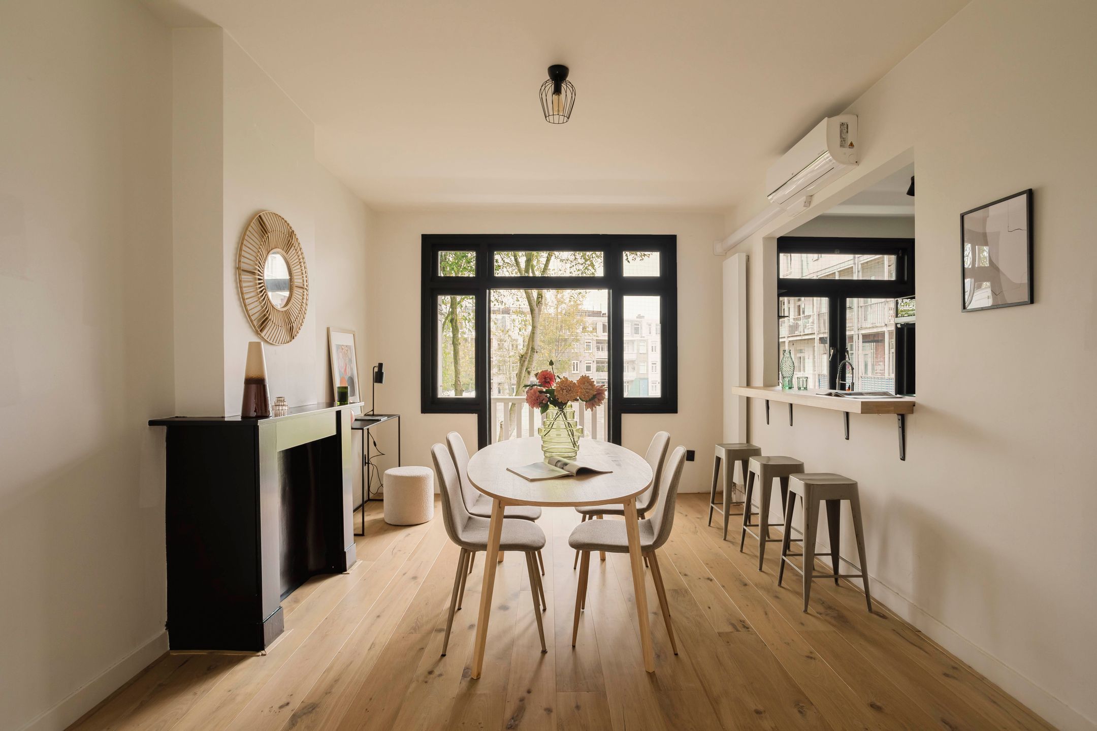 Photo 3 of Lutmastraat 9-2