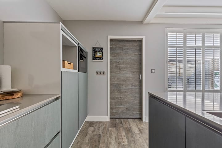 Foto 15 van Leliestraat 4