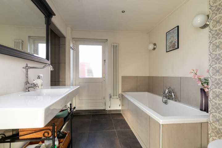 Foto 4 van Stationsweg 25