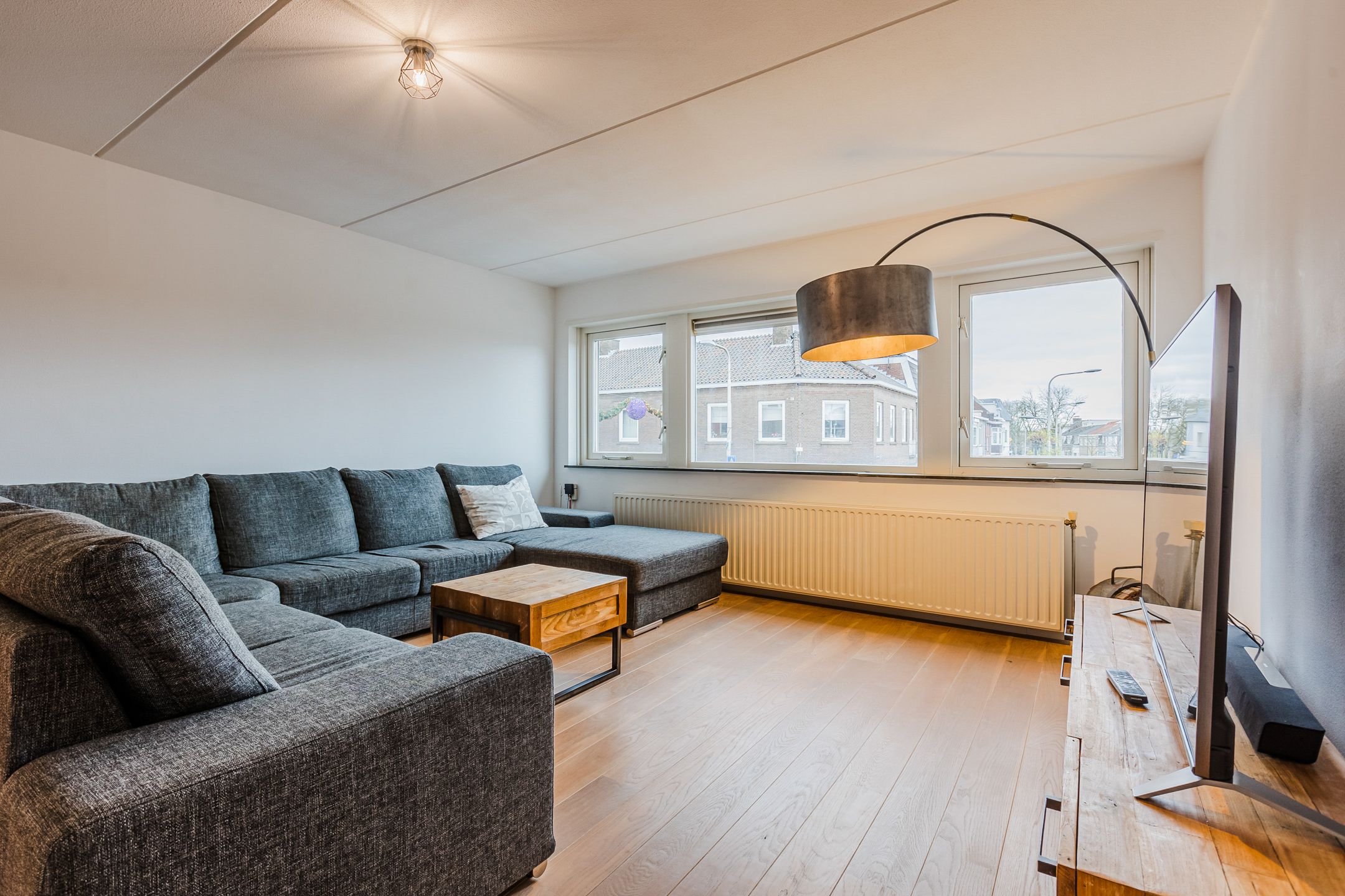 Photo 3 of Gasstraat 1-01