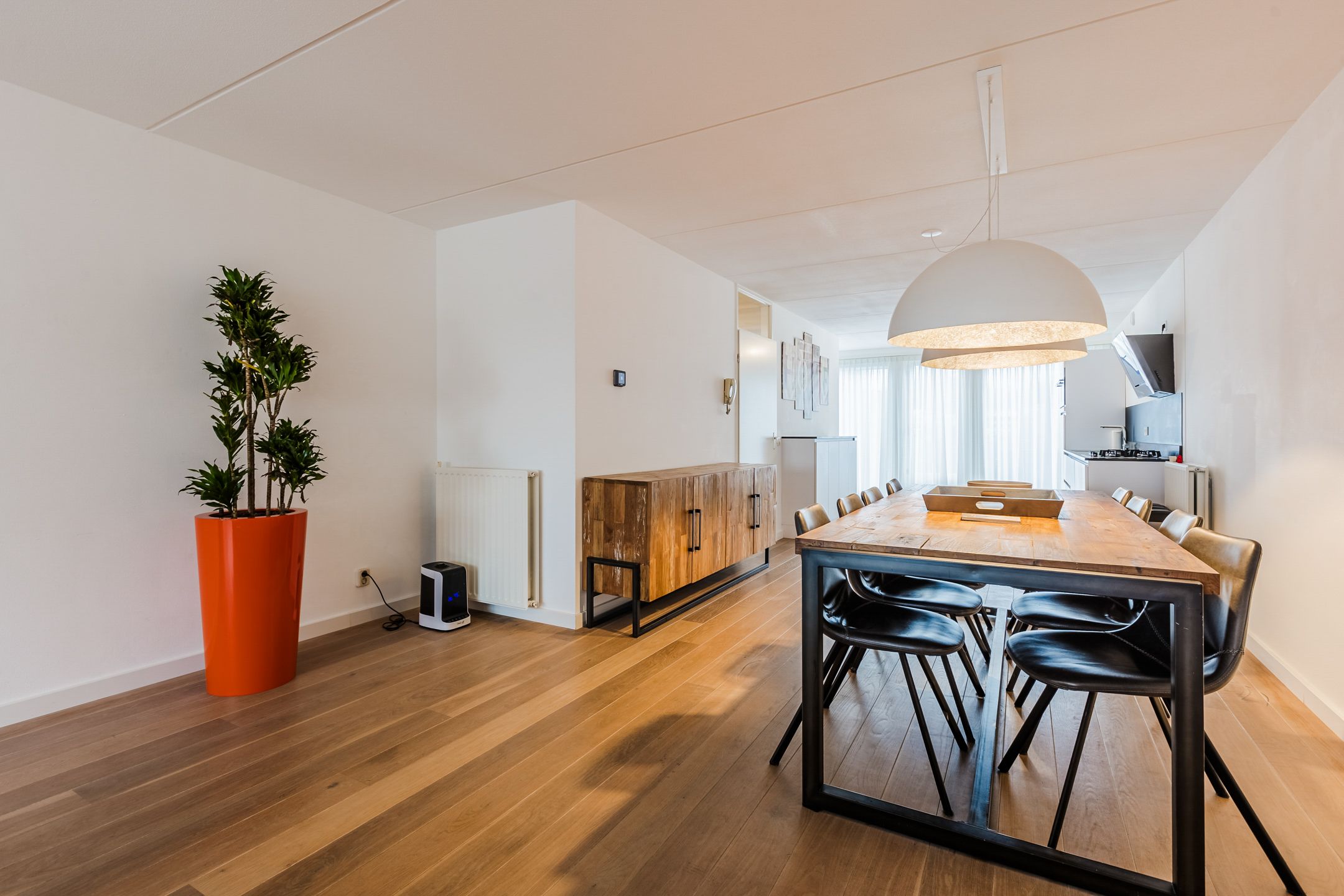 Photo 6 of Gasstraat 1-01