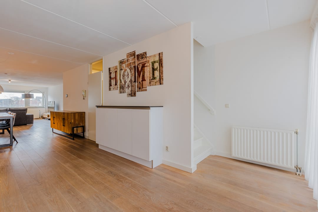 Photo 11 of Gasstraat 1-01