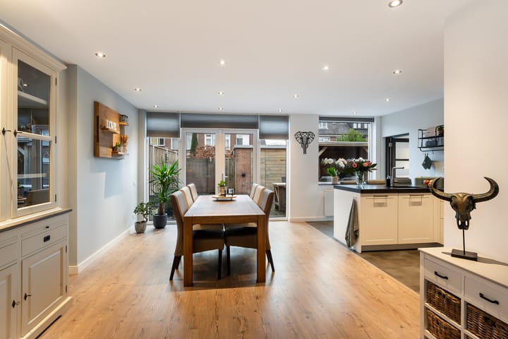 Foto 12 van Leliestraat 9