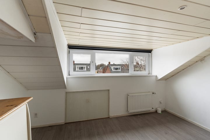 Foto 28 van Leliestraat 9