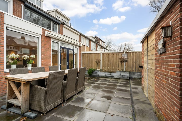 Foto 33 van Leliestraat 9