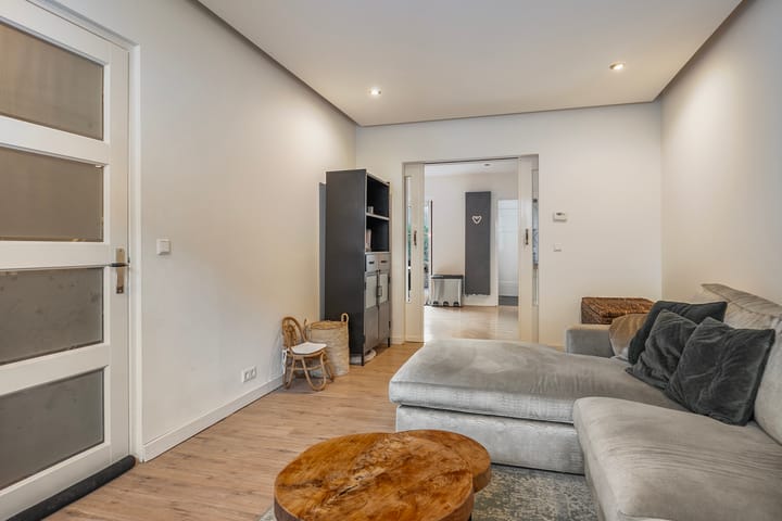 Foto 10 van Lange Bellingstraat 28