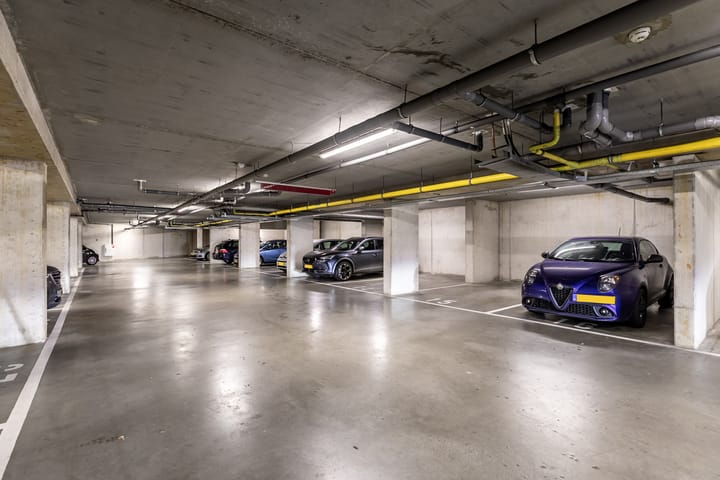 Foto 3 van Marsmanplein 176