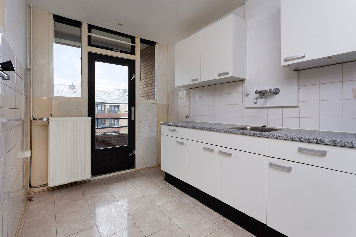 Photo 4 of Ariaweg 562