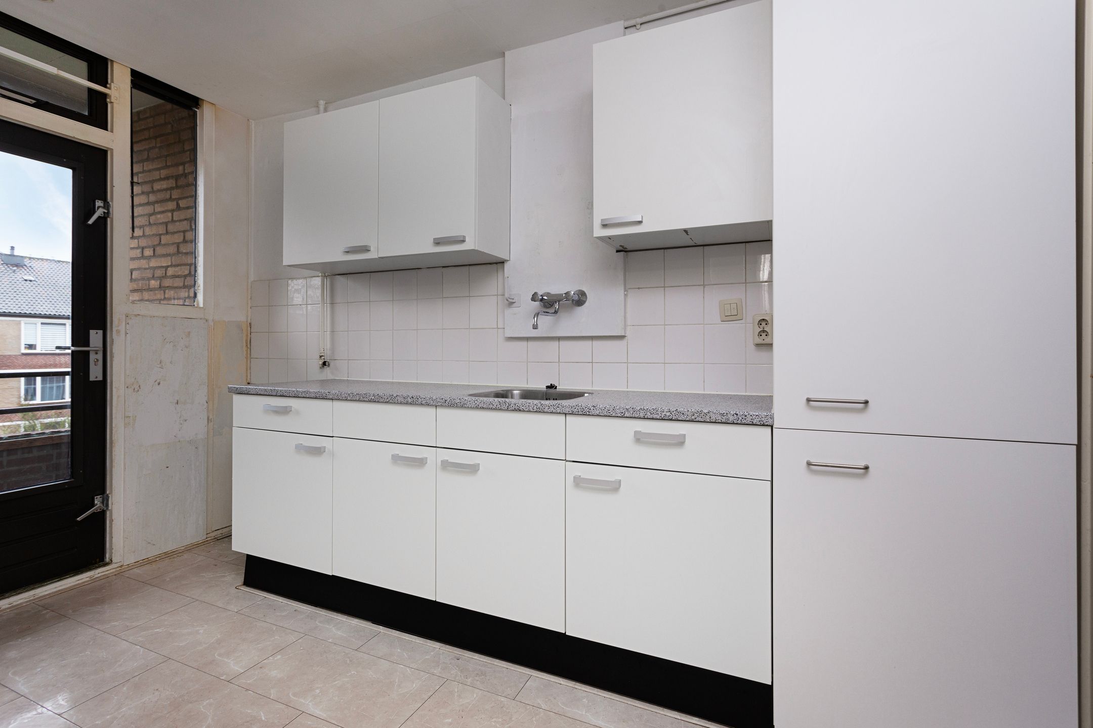 Photo 15 of Ariaweg 562