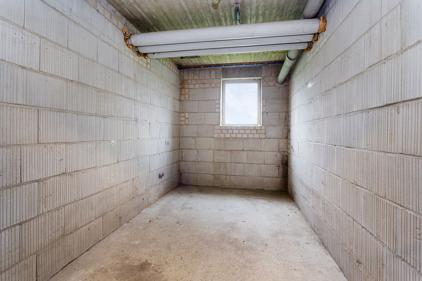 Photo 25 of Ariaweg 562